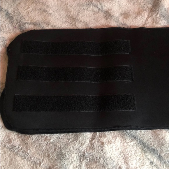 Black waist trainer - Picture 2 of 2